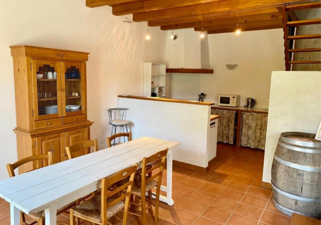 Domaine De La Laigne - Spa Asnières-la-Giraud 외부 사진