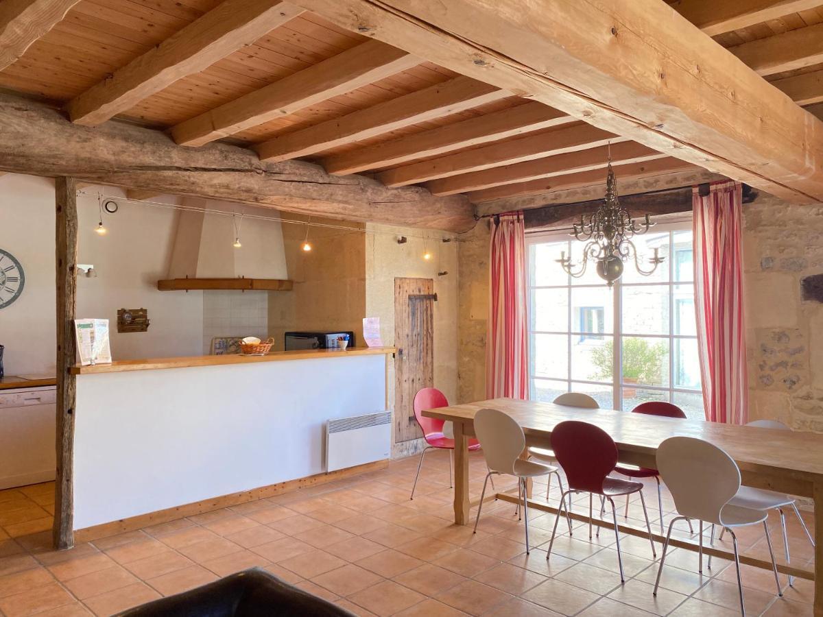 Domaine De La Laigne - Spa Asnières-la-Giraud 외부 사진