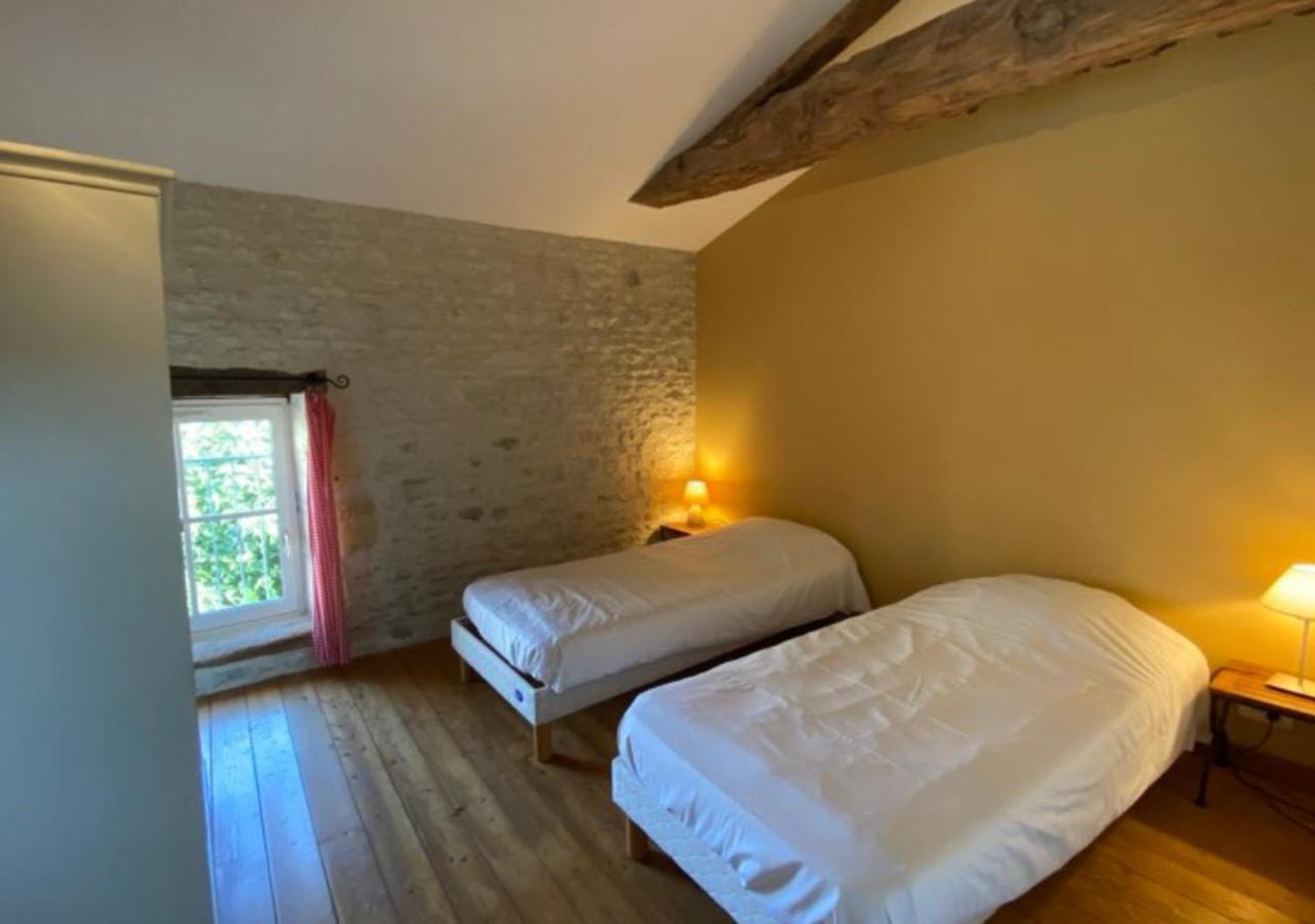 Domaine De La Laigne - Spa Asnières-la-Giraud 외부 사진
