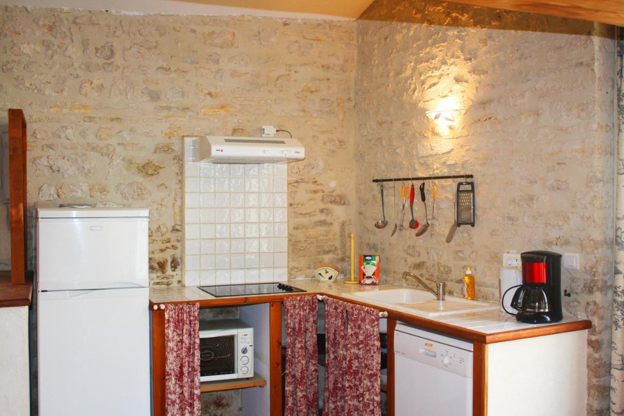 Domaine De La Laigne - Spa Asnières-la-Giraud 외부 사진